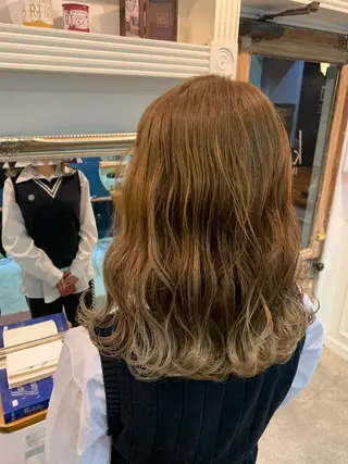 セミロング 大宮/山口 竣也のヘアスタイル