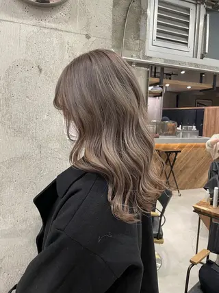 ロング 🦋MAHO🦋 デザインカラーのヘアスタイル