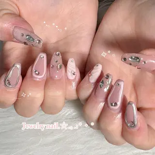 ネイル LAVISH manaのネイルデザイン