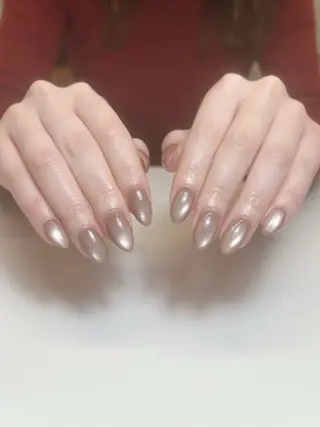 ネイル 透灯 TOUTOU所属・透灯 TOUTOU 🪄のネイルデザイン