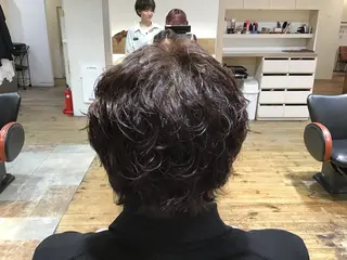 ミディアム LARANJE所属・白坂 凜のヘアスタイル