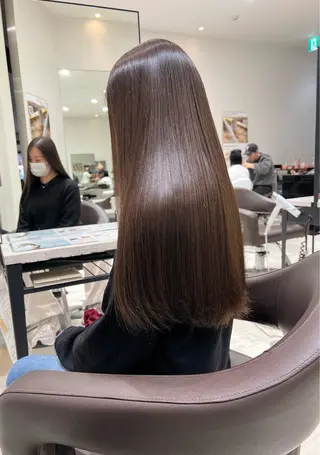 ロング 艶カラー /顔周り◎ 小川泰輝💍のヘアスタイル