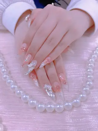 ネイル はぴねす所属・横浜 美夢のネイルデザイン