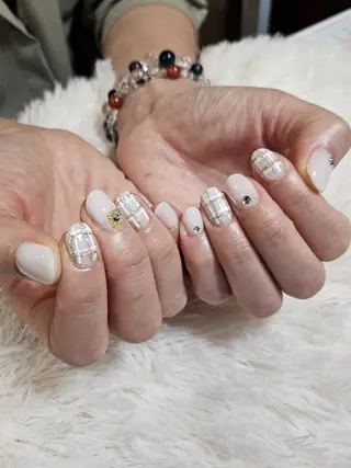 ネイル plus j ゆう˚ʚ♡ɞ˚のネイルデザイン