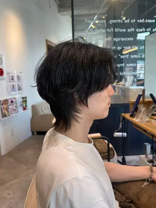メンズ 大阪ウルフカット ハッシュカットのヘアスタイル