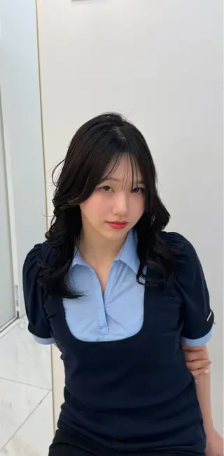 ロング パーマ ARMONY OMOTESANDO所属・本田秀幸 コテ巻き風パーマのヘアスタイル