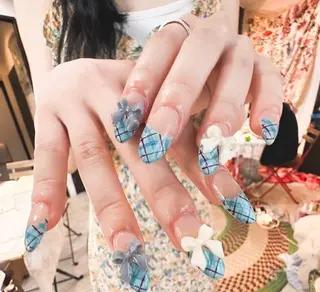 ネイル Bonnal所属・Manamǐ 個性派のネイルデザイン