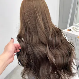 ロング カラー ヘアアレンジ ブリーチなしカラー /ベージュ/安形翔のヘアスタイル