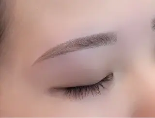 アイブロウ LAYLA　eyebrow&eyelash所属・🩷 MIYU 🩷のマツエク・マツパデザイン