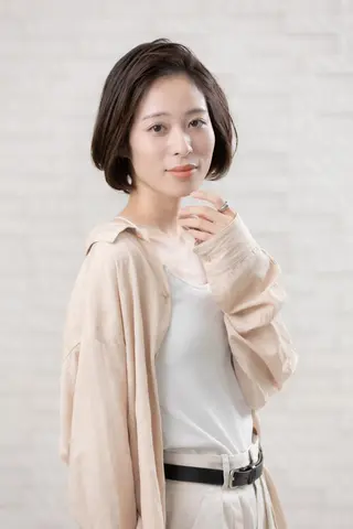 ショート Ashina Karenのヘアスタイル