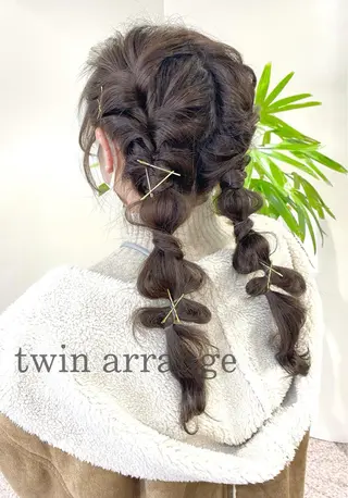 ロング ヘアアレンジ clomus所属・YUKA艶髪 🌸寛ぎ部屋のヘアスタイル