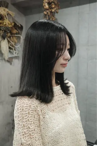 カラー Sog所属・manami/艶髪 /くすみカラーのヘアスタイル