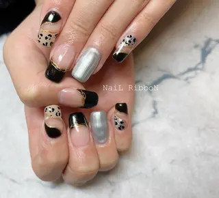 ネイル ネイルリボン 受付スタッフのネイルデザイン