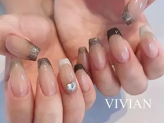 ネイル VIVIAN リサのネイルデザイン