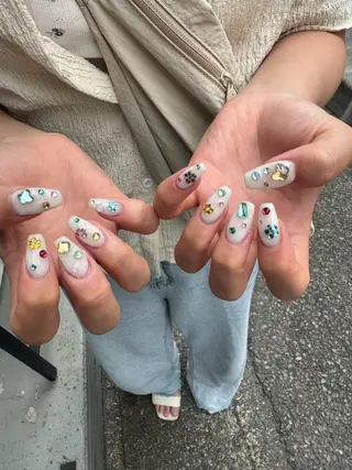 ネイル LAVISH nail salonのネイルデザイン
