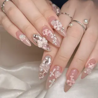 ネイル junna ちょい個性派ネイルのネイルデザイン