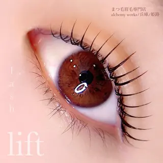 マツエク・マツパ alchemy workzの眉毛・アイブロウイメージ