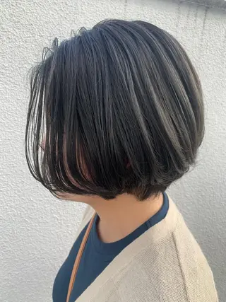ショート カラー yamauchi mikuのヘアスタイル