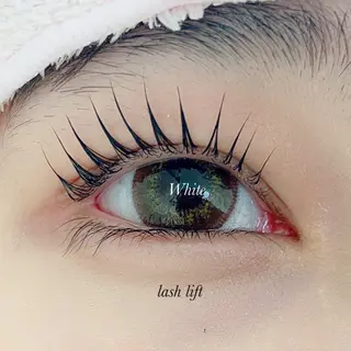 マツエク・マツパ White/マツエク /まつパ/耳つぼのマツエク・マツパデザイン