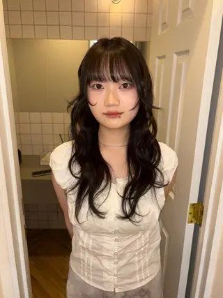 ロング runa/パーマ /ワンカラーモデルのヘアスタイル