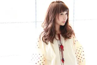 セミロング siun.シウン　京都駅前所属・木下 旬起のヘアスタイル