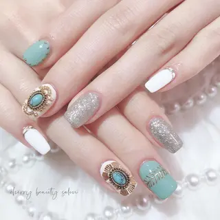 ネイル SAKURA 🍒のネイルデザイン