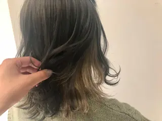 ミディアム カラー ベージュ指名No1 加賀詩織のヘアスタイル