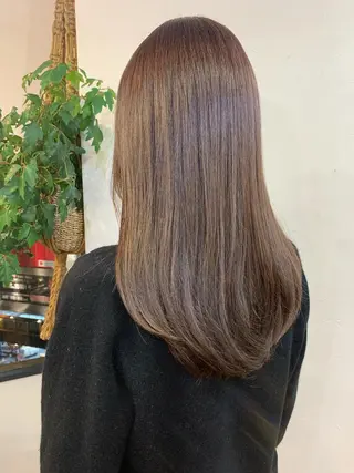 カラー レイヤーカット、 大人可愛い　中村美羅のヘアスタイル