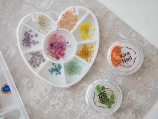 Nail •Head スパFortunaのネイルデザイン