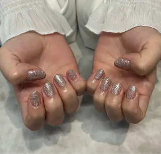 ネイル ネイルグラマラス 西新井店所属・高宮 菜乃のネイルデザイン