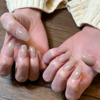 ネイル HENRIETTA NAILSALONのネイルデザイン