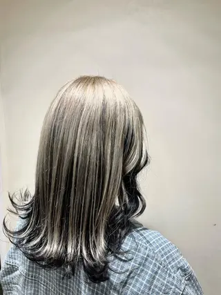 ミディアム 白金台カラーリスト あきよしのヘアスタイル