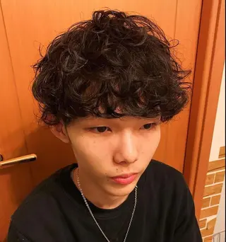 ショート ＋〜ｉｎｇ所属・島村 亮汰のヘアスタイル