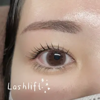 マツエク・マツパ Lill by Kai所属・mana 𐙚のマツエク・マツパデザイン