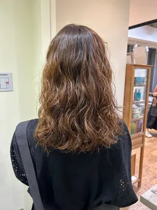 ミディアム パーマ 、 、のヘアスタイル