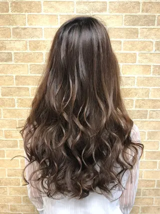 ロング ヘアアレンジ Achieve 三ノ宮のヘアスタイル