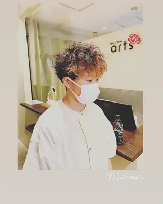 ショート ハイライト/インナー /ブリーチ/レイヤーのヘアスタイル