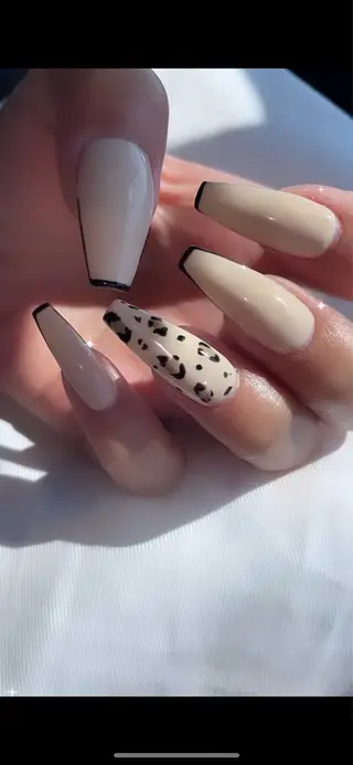 ネイル 高草木 桃香のネイルデザイン