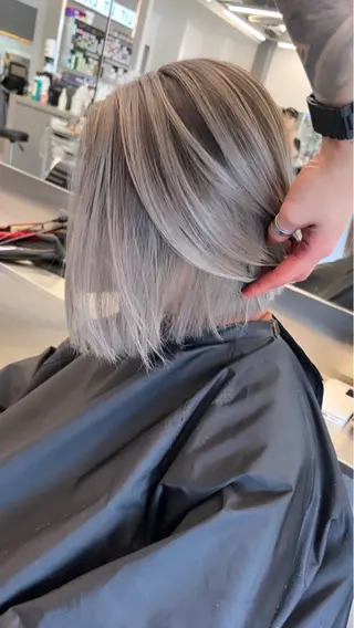 ショート LIT. フリー予約のヘアスタイル