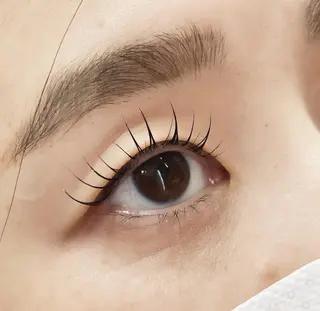 ネイル マツエク・マツパ 髙橋 敦子のネイルデザイン