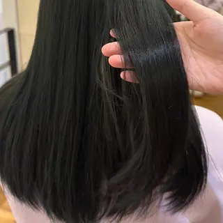 カラー 西澤 希のヘアスタイル