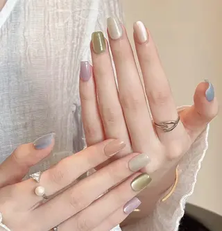 ネイル 高木 維麗絲のネイルデザイン