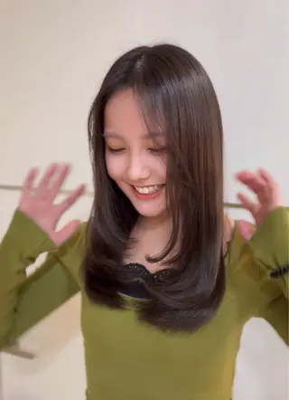 ミディアム カラー 🤎韓国ヘア ベージュ まゆか🤎のヘアスタイル