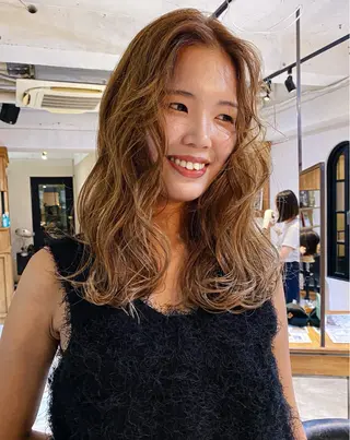 セミロング FERIA 緑地公園 ⭐️伏田愛奈⭐️のヘアスタイル