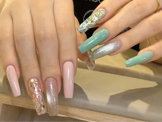 ネイル 小島 阿佑美のネイルデザイン