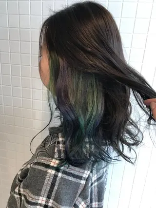 セミロング カラー 髙橋 かすみのヘアスタイル