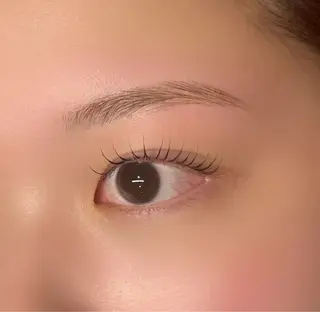 マツエク・マツパ kiki by eyelash&eyebrow所属・kiki アイラッシュのマツエク・マツパデザイン