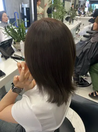 ミディアム ハイライト/白髪ぼか し/臼田さりな🌹のヘアスタイル