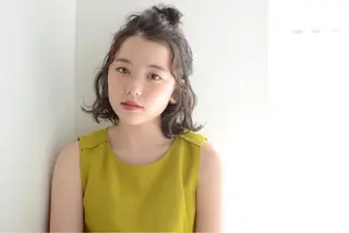 ミディアム カラー パーマ 榎園 由美のヘアスタイル