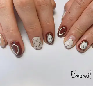 ネイル Emu Nailのネイルデザイン